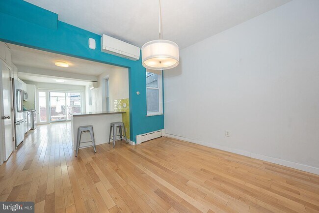 Building Photo - 1527 S Juniper St