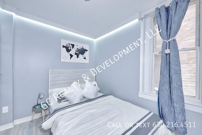 Foto del edificio - 460 W 28th Pl