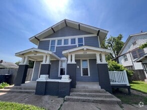 Building Photo - 1409 N Klein Ave