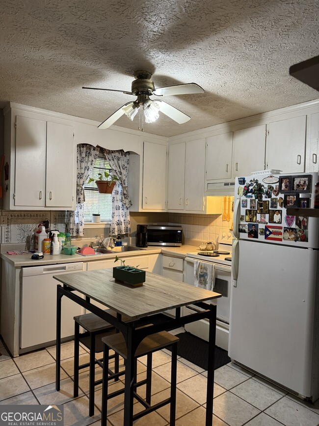 Building Photo - 102 Boulder Trail