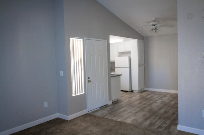 Dining and Kitchen - Arbor Pointe Apartments