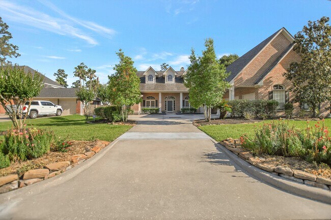 Foto del edificio - 6615 Butler Oaks Ct