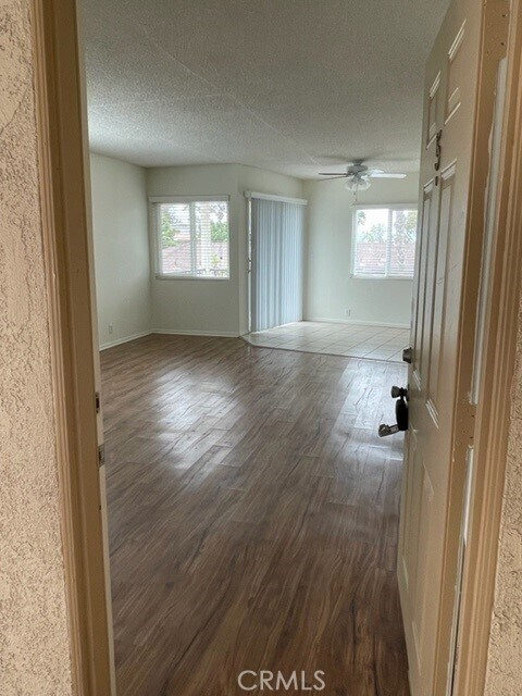 Foto del edificio - 207 W Marquita