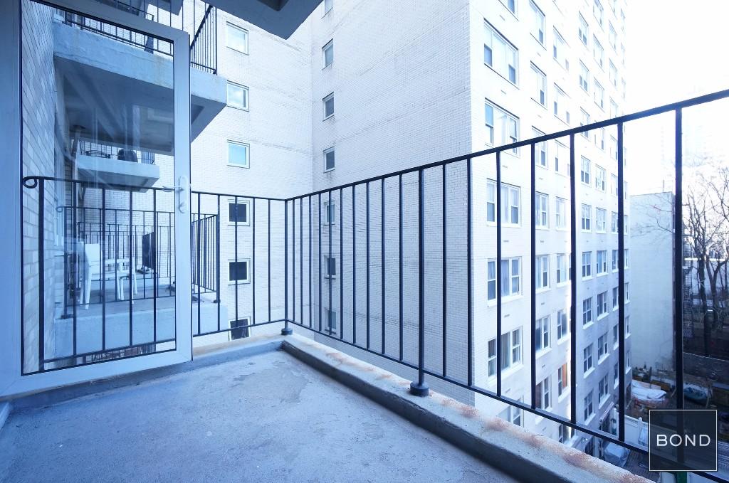 Foto principal - 1470 1st Ave