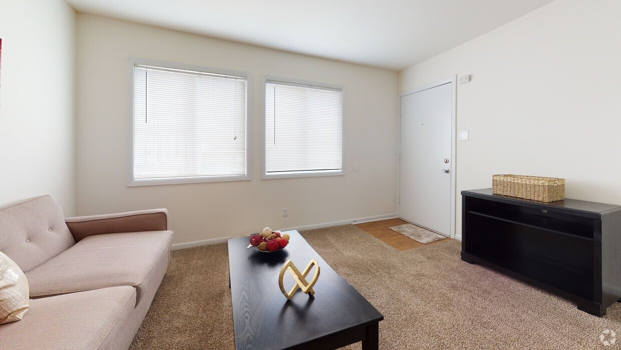 Photo - Pointe at River City Apartments