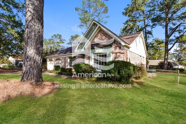 Foto del edificio - 10 Westchester Ct