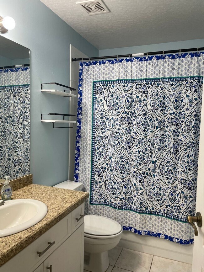 Foto del edificio - Beachside Beauty 3 Bedroom 2 Bathroom 2 Ca...