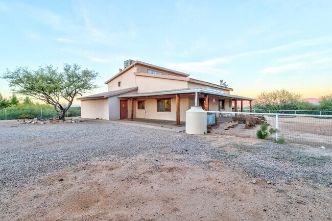 Foto del edificio - 1063 S Big Bear Rd