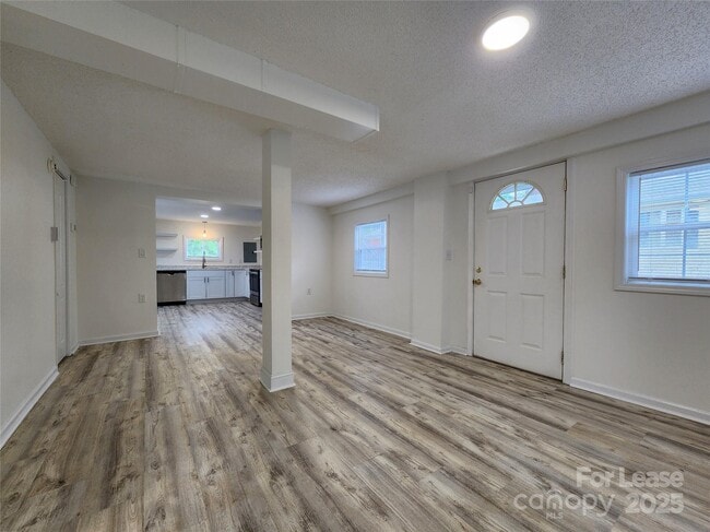 Building Photo - 706 N Caldwell St
