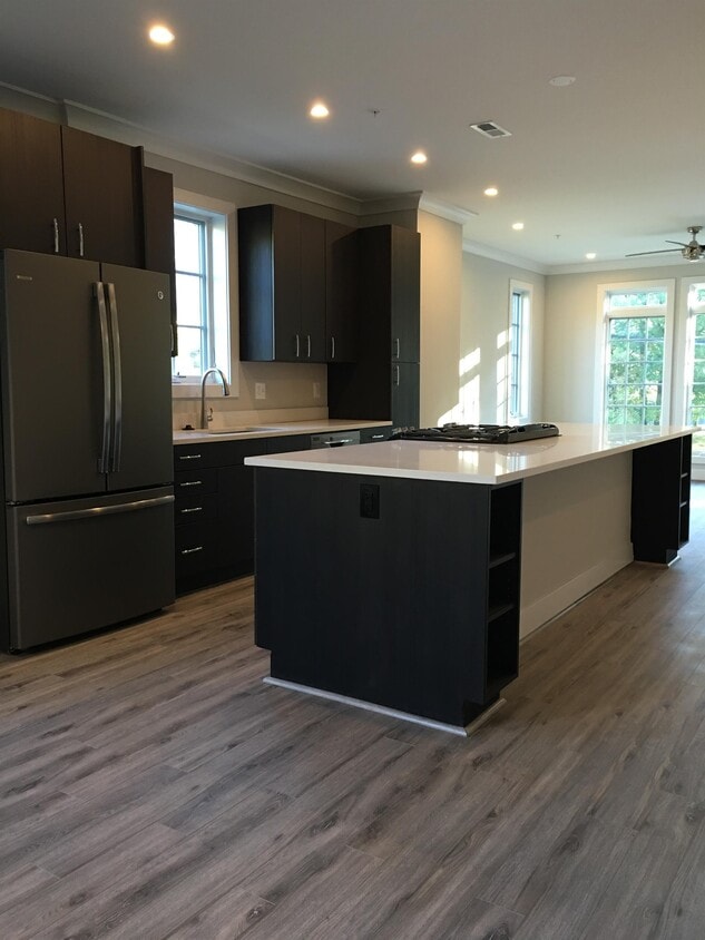 Photo - 918 N Buchanan St (Arlington, VA)