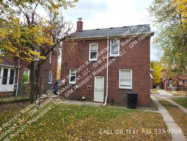 Foto del edificio - 16520 Griggs St