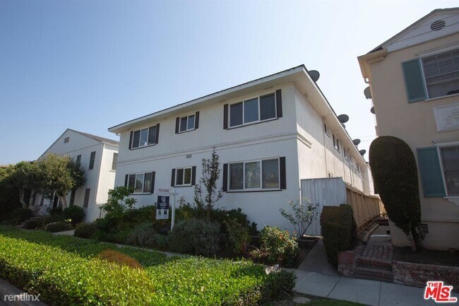 Foto del edificio - 9588 W Olympic Blvd