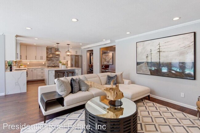 Foto del edificio - 5 br, 4 bath House - 1406 Hampton Dr