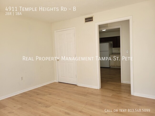 Building Photo - 4911 E Temple Heights Rd