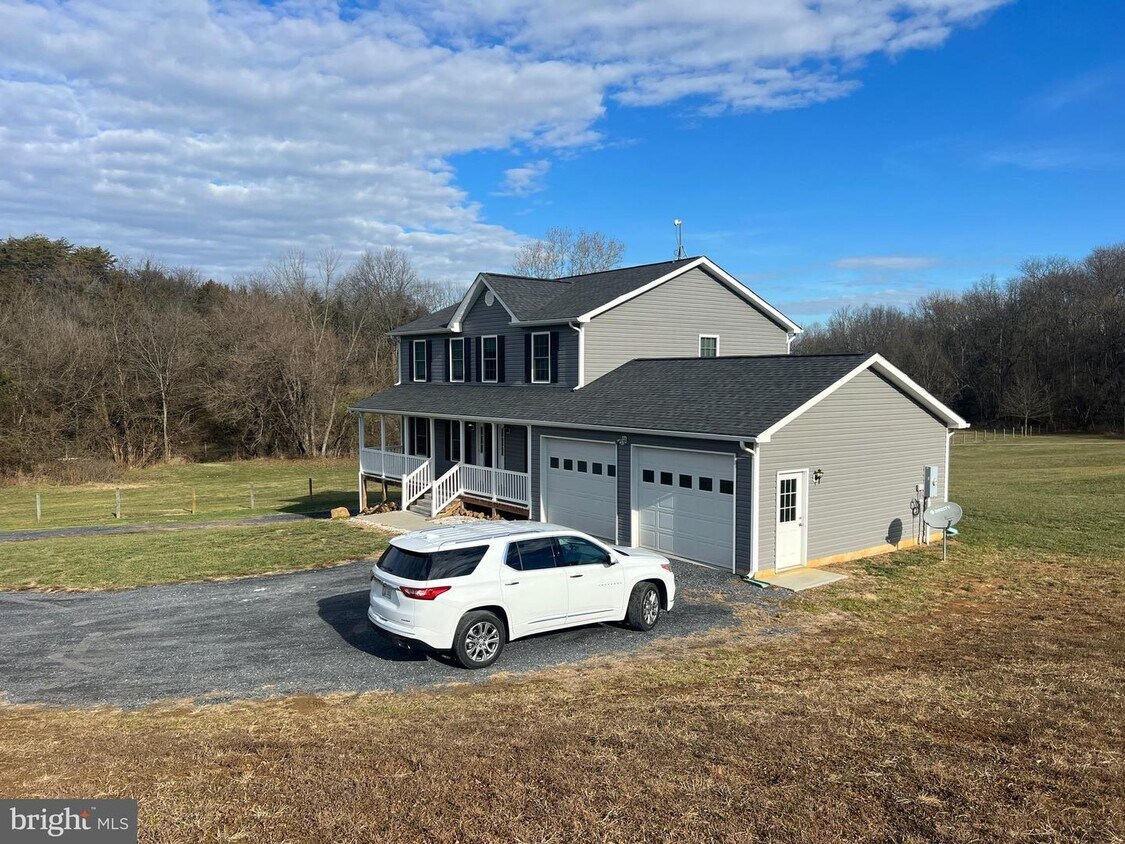 Primary Photo - 206 Lantz Rd