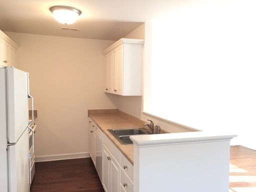 Building Photo - DURANGO PLACE TOWNHOMES