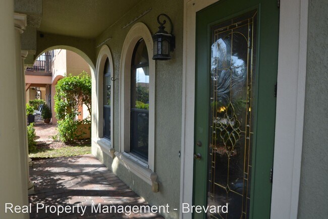 Foto del edificio - 5 br, 3 bath House - 314 Point Lobos Drive