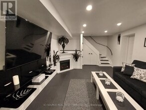 Building Photo - 32 Ontoro Blvd