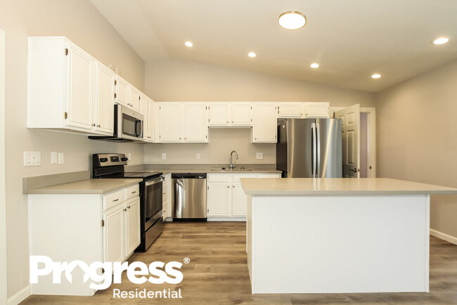 Building Photo - 9051 E Princess Dr