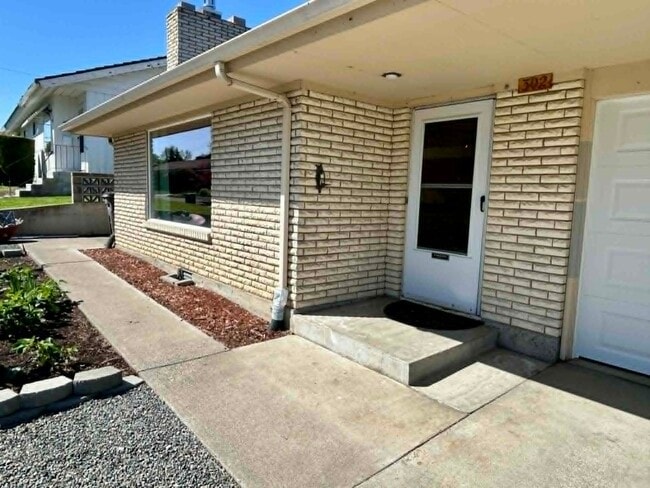 Foto del edificio - 302 N 37th Ave