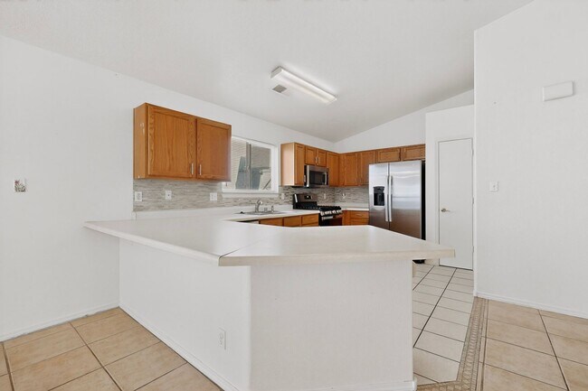 Foto del edificio - Charming 3-Bedroom Home in Northern Meadows – Spacious & Move-In Ready