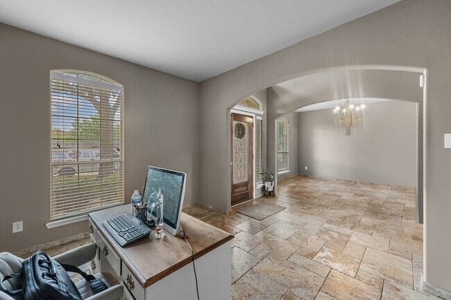 Foto del edificio - 2519 Fair Oak St