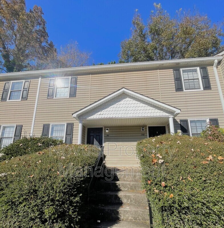 Foto principal - 761 South St