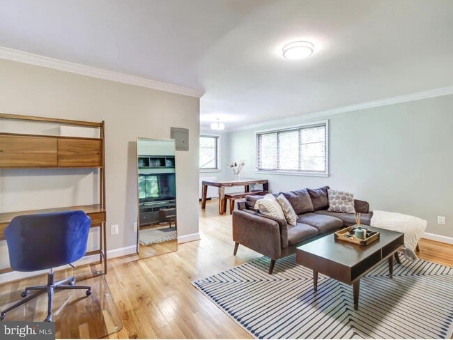 Building Photo - 2725 39th St NW