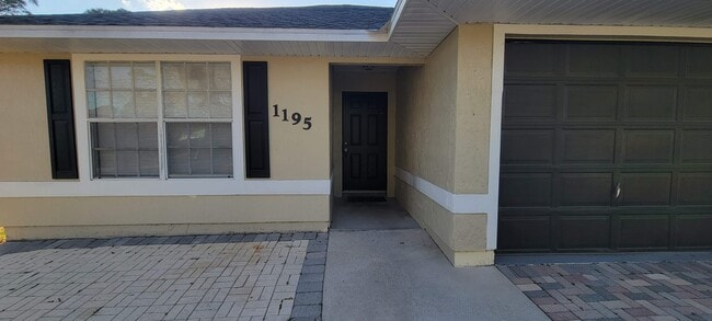 Foto del edificio - 1195 12th Avenue SW