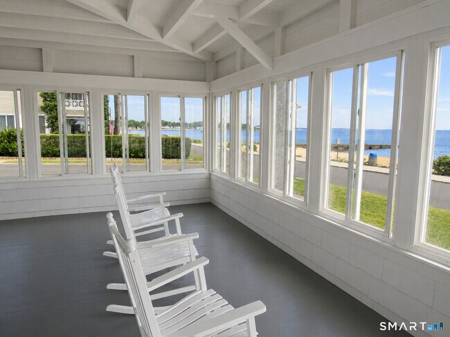 Foto del edificio - 48 Beach Ave