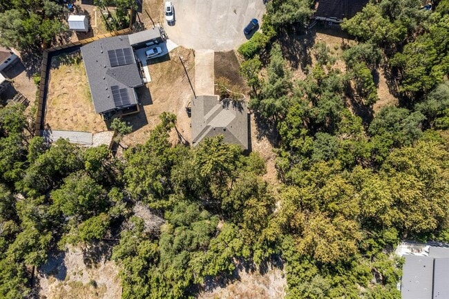 Foto del edificio - 7704 Plateau Cove