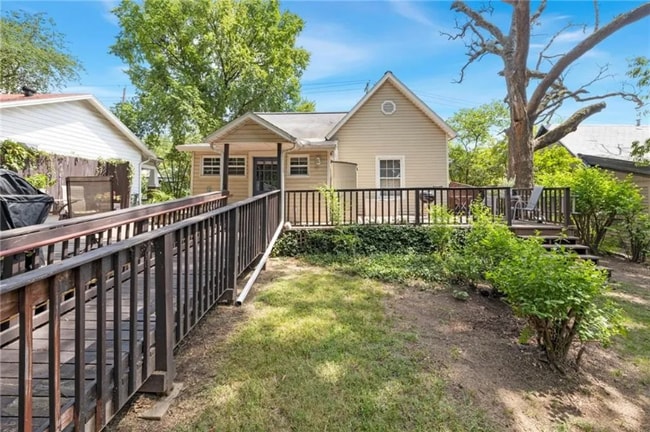 Foto del edificio - 315 S School Ave