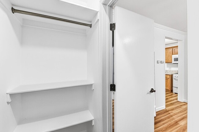 Foto del edificio - 1631 E 4th St