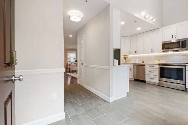 Foto del edificio - 631 N Tazewell St