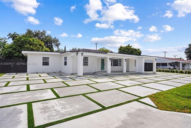 Foto del edificio - 1920 SW 67th Ave