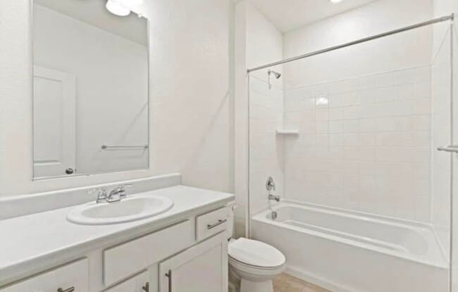 Building Photo - 9911 Cathay St