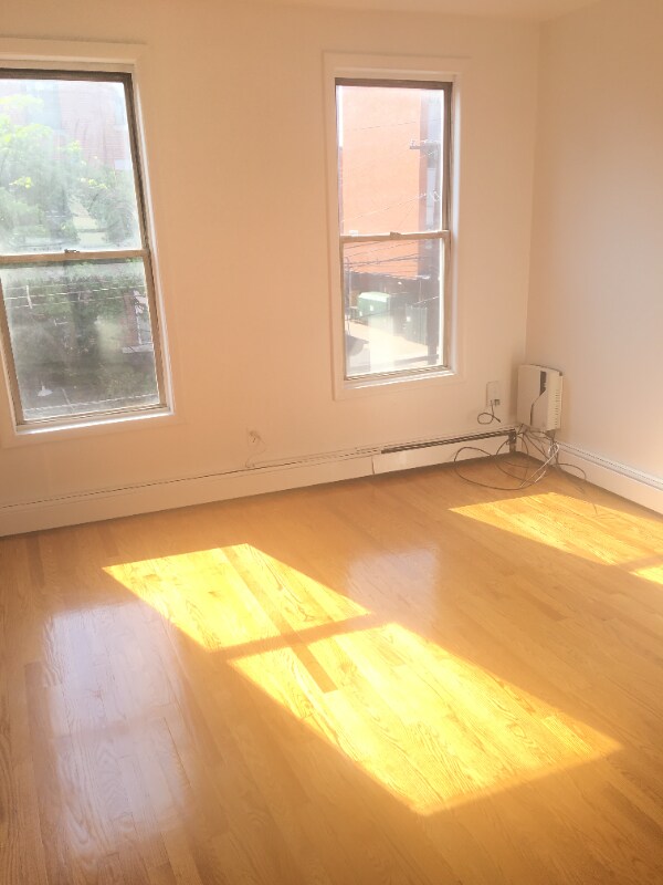 Foto del edificio - 231 Willow Ave