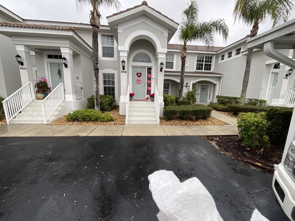Photo - 9611 Hemingway Ln (Fort Myers, FL)