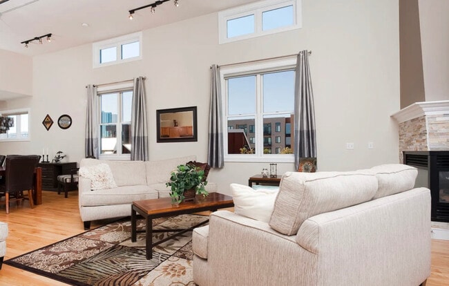 Photo - 2441 Broadway Apartment