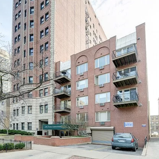Foto del edificio - 435 W Oakdale Ave