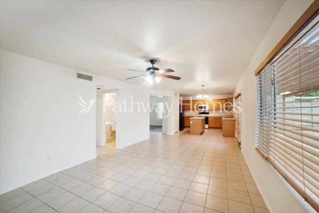 Building Photo - 11781 W Overlin Ln