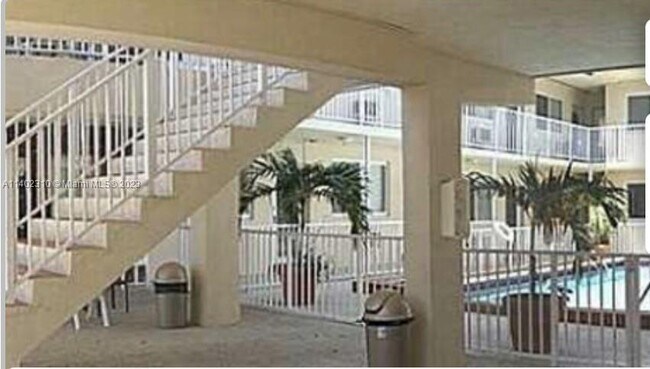 Foto del edificio - 305 69th St