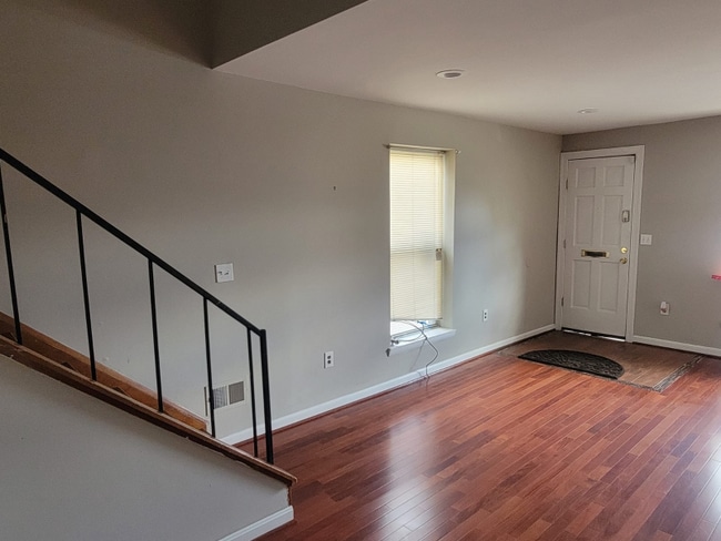 Photo - 830 W Pratt St House