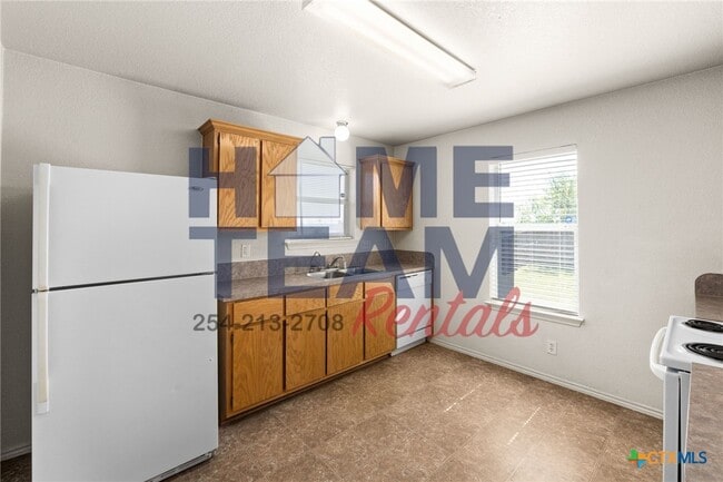 Building Photo - 3808 Kevin Shaw Dr