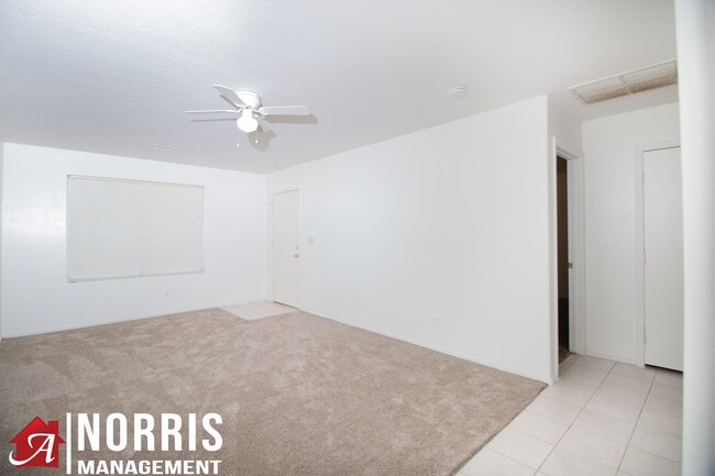 Foto del edificio - 9874 W Leander Dr