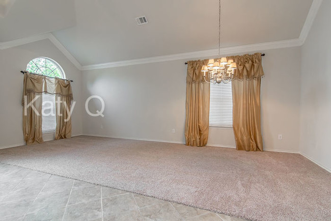 Building Photo - 9117 Amber Downs Dr
