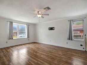 Building Photo - 5309 Perry Ave