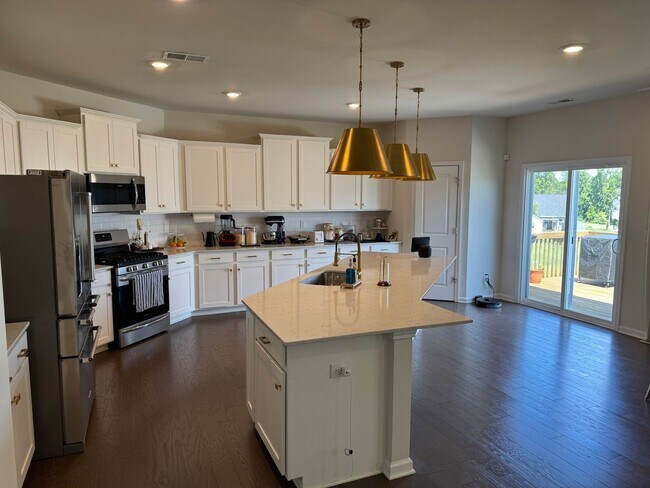 Foto del edificio - 2632 Swamp Chestnut Oak Dr