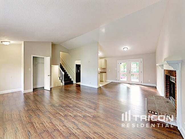 Building Photo - 5801 Leaf Ct