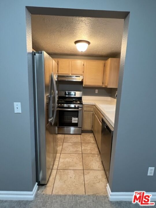 Building Photo - 24151 Del Monte Dr.